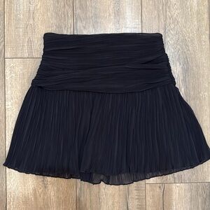 Pleated chiffon skirt NWOT